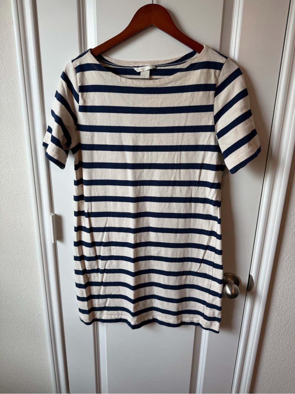 ⚡️H&M Striped Navy and Cream Short Sleeve Tee Dress - 100% Cotton